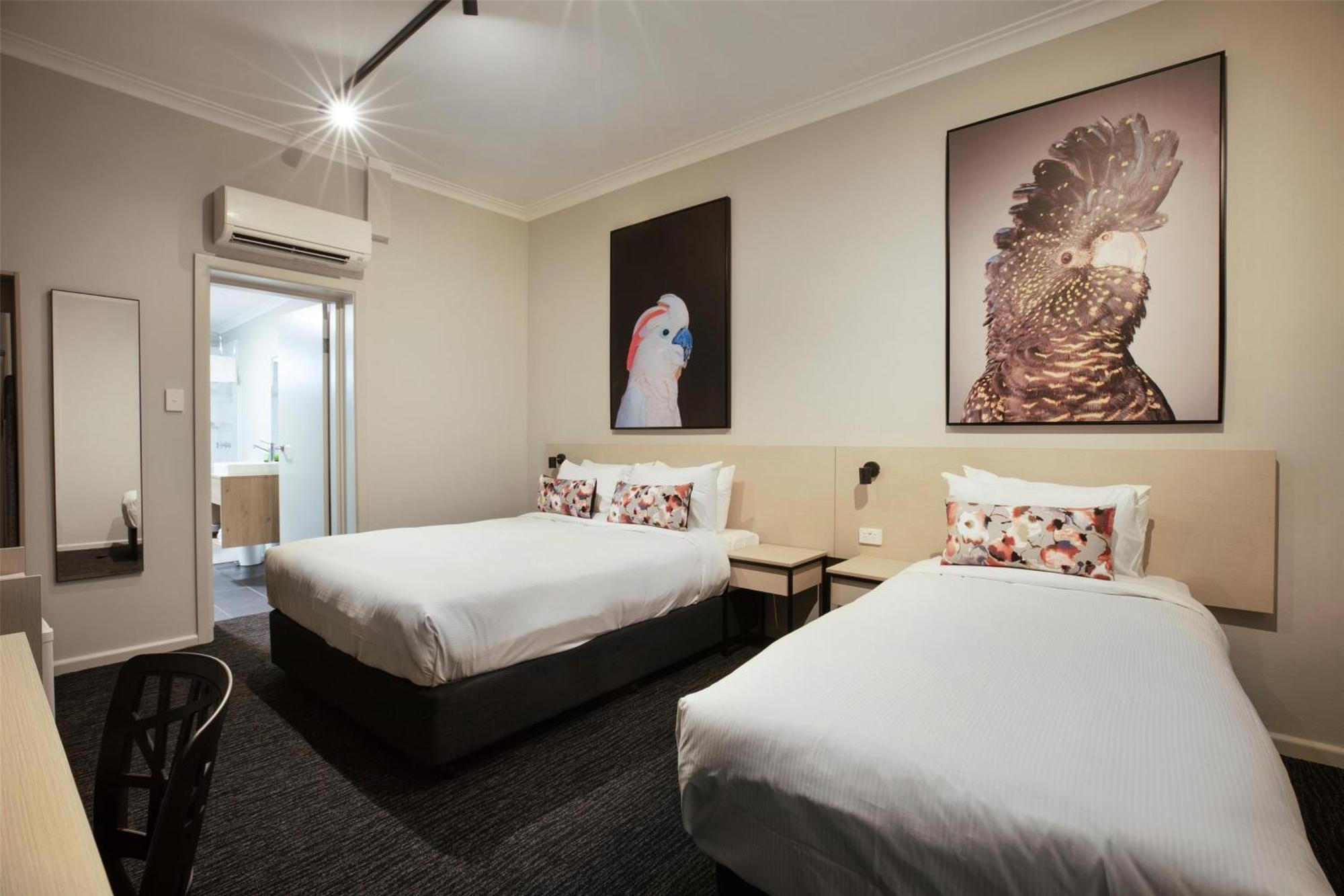 Hotel Nightcap At The Charles Wollongong